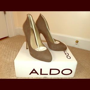 Aldo Fawson Camel Suede Pumps - Size 39